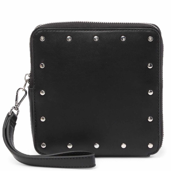 French Connection Handbags - Purse, French Connection wristlet, black. …